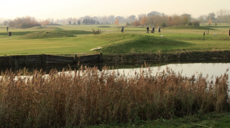 Photo of Thorney Golf Centre